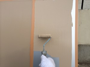 三浦様邸　見本板施工中②