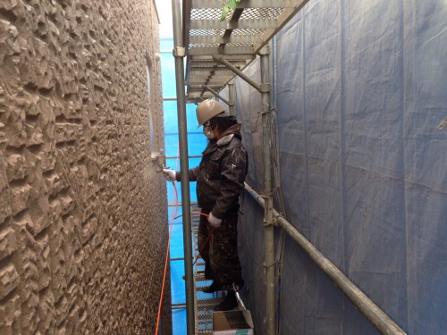 外壁塗装１層目⑶