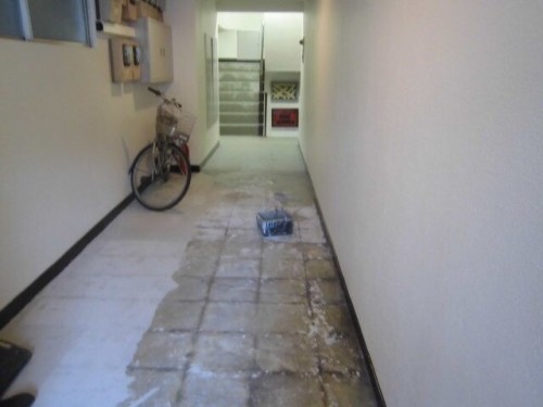 廊下下地調整⑵