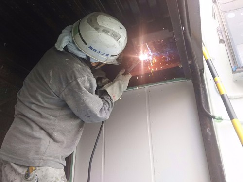 ②階段溶接!cid_D3DE2EB7-69A6-44D2-B0B9-97295888C507