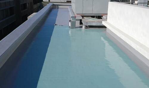 トップコート塗布２(株)鈴木工業