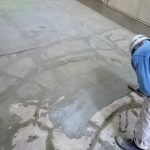 墨田区にて駐車場塗床補修工事を行っております!雨漏り修理・外装リフォーム工事は鈴木工業にお任せください!