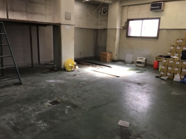 東京都品川区荏原の某店舗｜床の塗装工事の施工事例