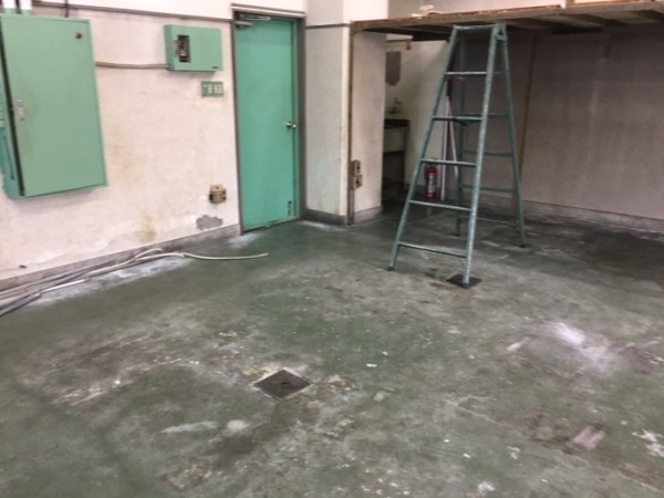 東京都品川区荏原の某店舗｜床の塗装工事の施工事例