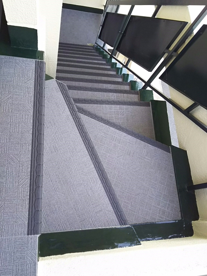 東京都港区南青山の某賃貸マンション｜雨漏り・壁の補修等の大規模修繕 施工事例