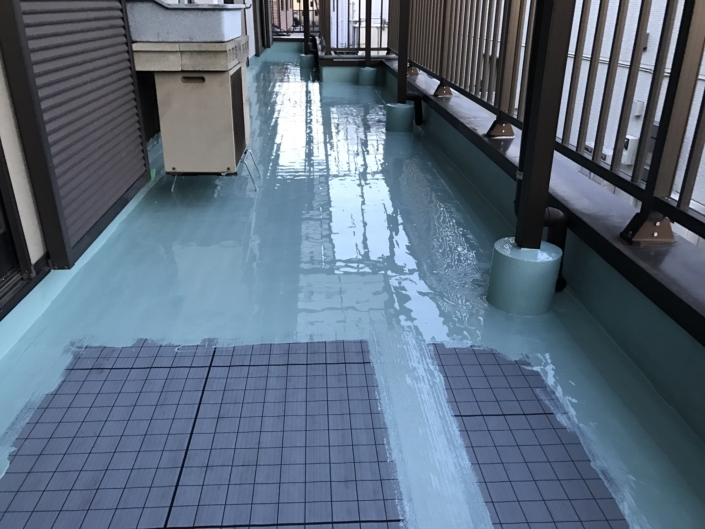 雨漏りが発生してるベランダの防水工事（通気緩衝工法）｜さいたま市浦和区の戸建住宅にて雨漏り修理