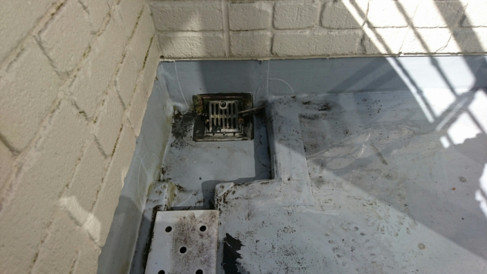 雨漏りが原因の屋上防水工事（ウレタン防水）｜東京都練馬区のI様邸にて雨漏り修理