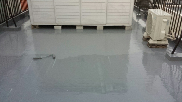 防水層の劣化による屋上防水工事(通気緩衝工法)|東京都葛飾区のA様邸にて雨漏り修理