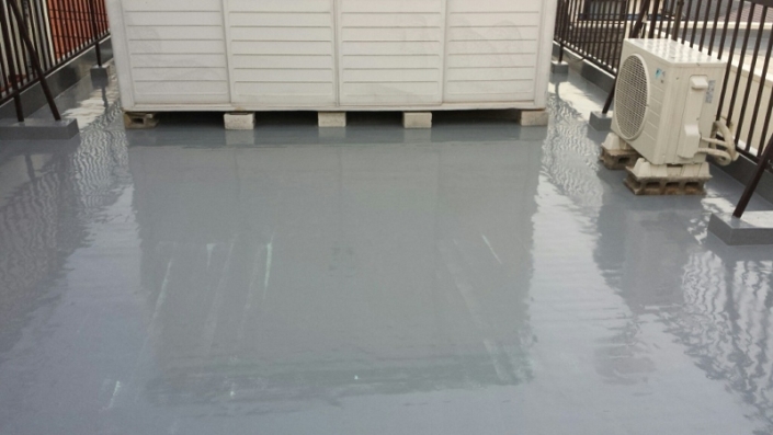 防水層の劣化による屋上防水工事(通気緩衝工法)|東京都葛飾区のA様邸にて雨漏り修理