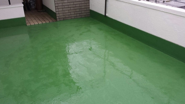 防水シート劣化による屋上の雨漏り修理(通気緩衝工法)|茨城県桜川市のT様邸にて防水工事