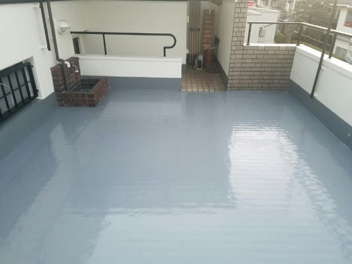 防水シート劣化による屋上の雨漏り修理(通気緩衝工法)|茨城県桜川市のT様邸にて防水工事