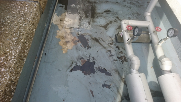 既存防水層の剥がれ・めくれ