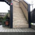 外階段の劣化に伴う雨漏り調査｜神奈川県川崎市宮前区のS様邸にて診断中